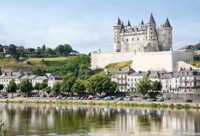 Mercure bords de loire saumur