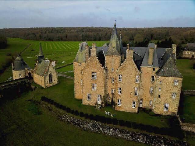 Chateau de bourgon