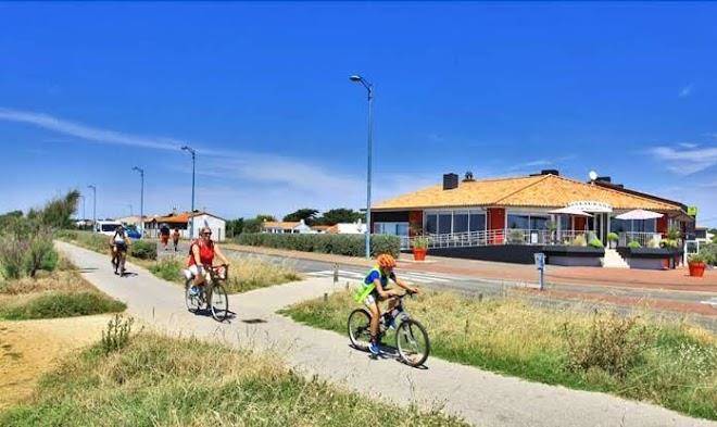 Hotel aux rochers de locean