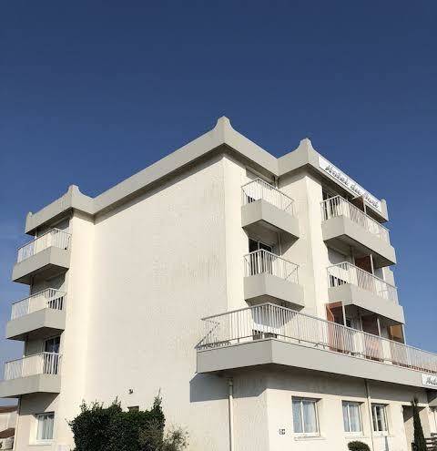 Hotel restaurant du port