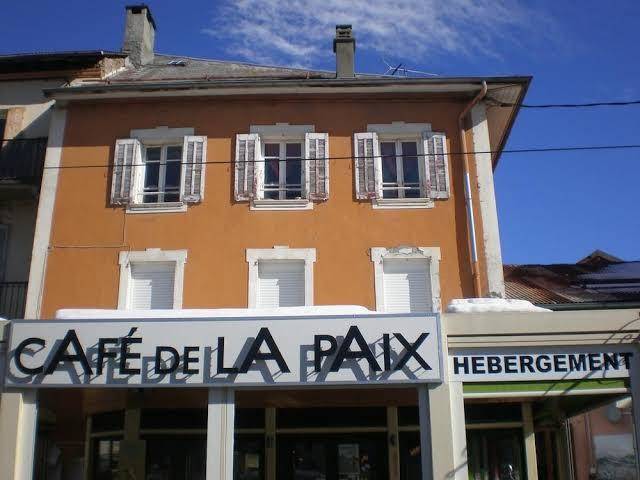 Cafe de la paix
