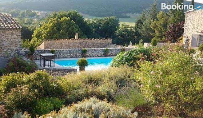 Le clos des amandiers