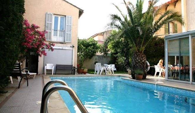 Adonis arc hotel aix