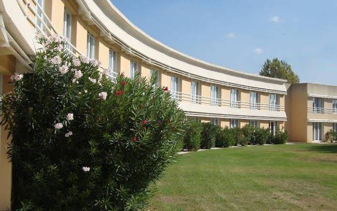 Hotel aix sainte victoire