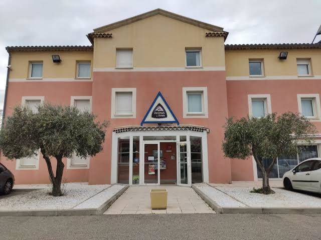 Hotel akena chateaurenard