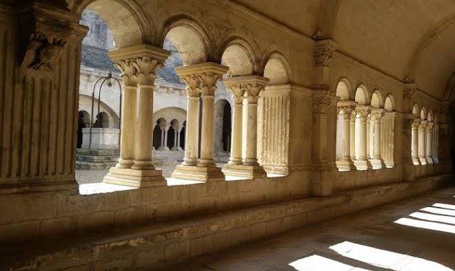 Hotel de leautaud de mas blanc