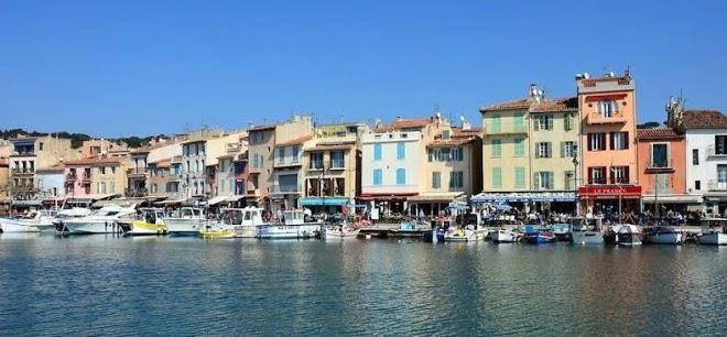 Hotel du joli bois cassis