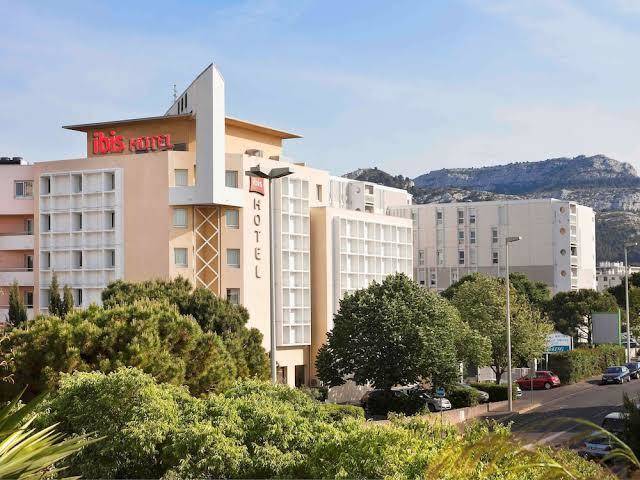 Hotel ibis marseille bonneveine calanques plages