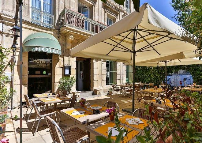 Hotel le relais de poste arles centre historique