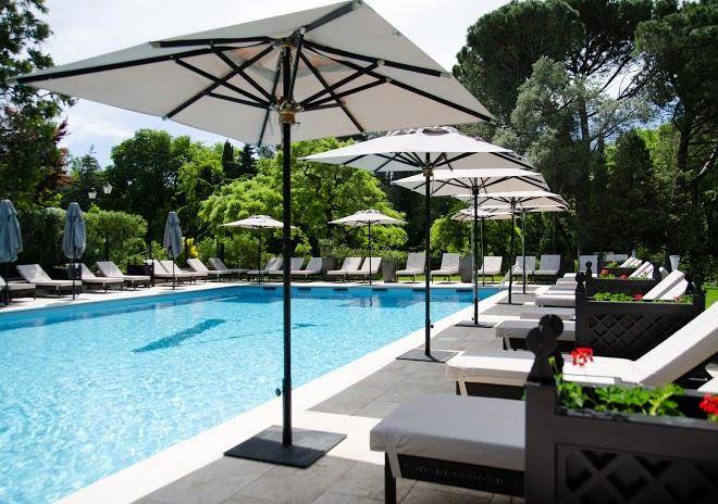 Hotel le vallon de valrugues & spa