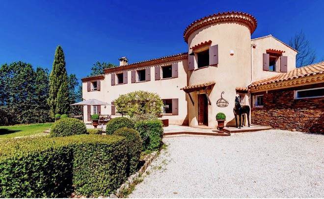 Le domaine de la tour