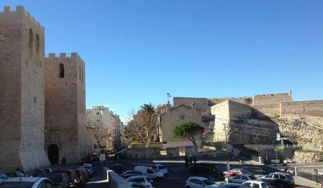Lodging marseille sainte