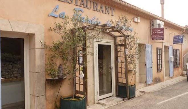 Logis hotel le mas et la flambee du luberon