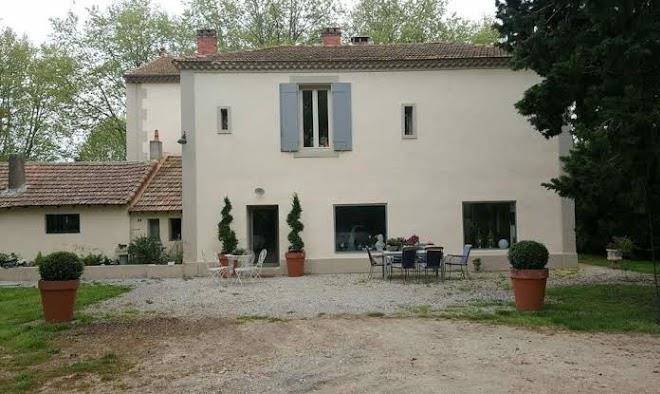 Manoir en crau