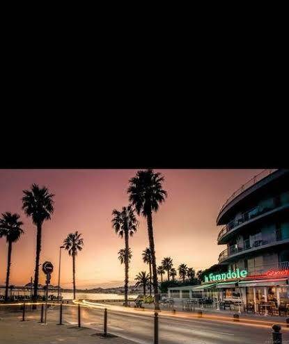 Pied Dans L'eau Image