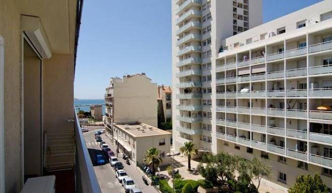 T1 moderne plage des catalans