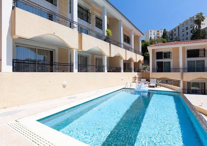 Gold lyon residence