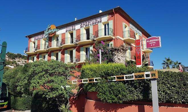 Hotel albergo cabaret le baroque