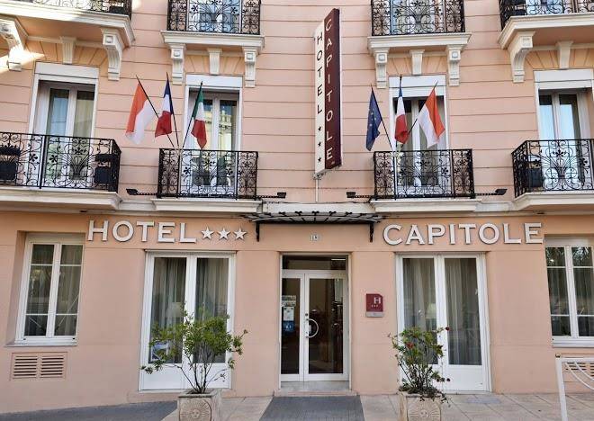Hotel Capitole Image