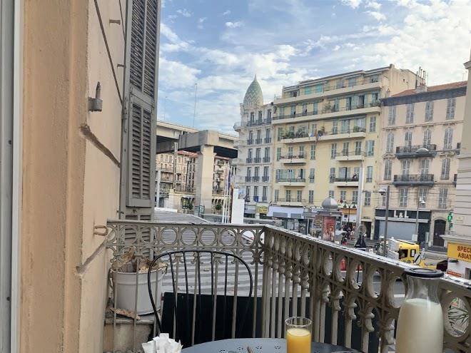 Hotel De Berne Image