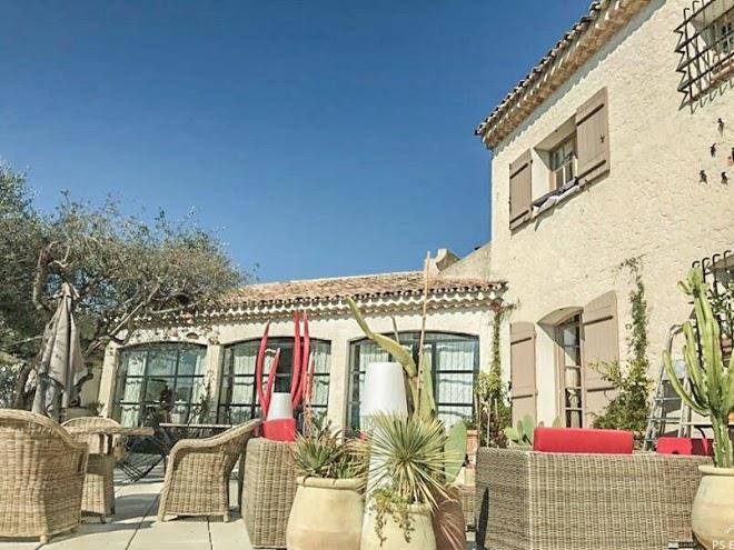 Mas de provence en riviera