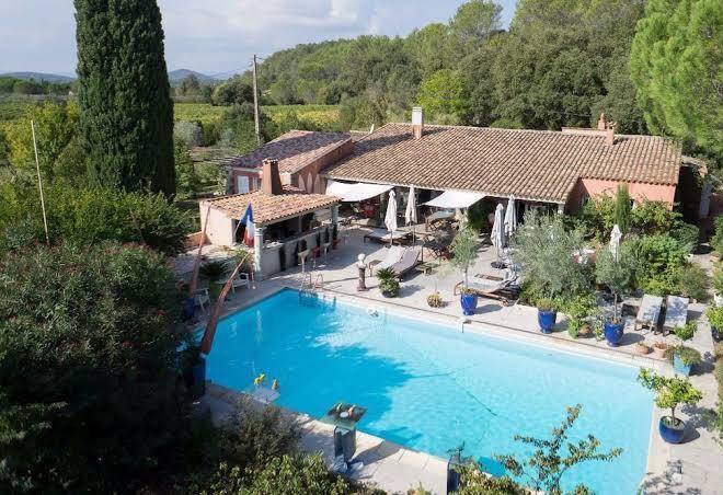 Au Mas Saint Pierre Image