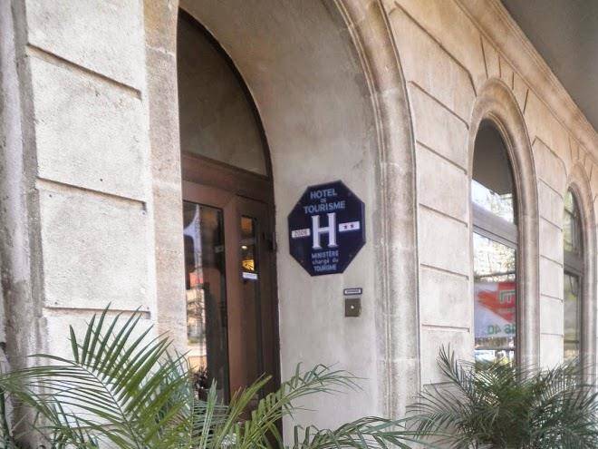Au nouvel hotel