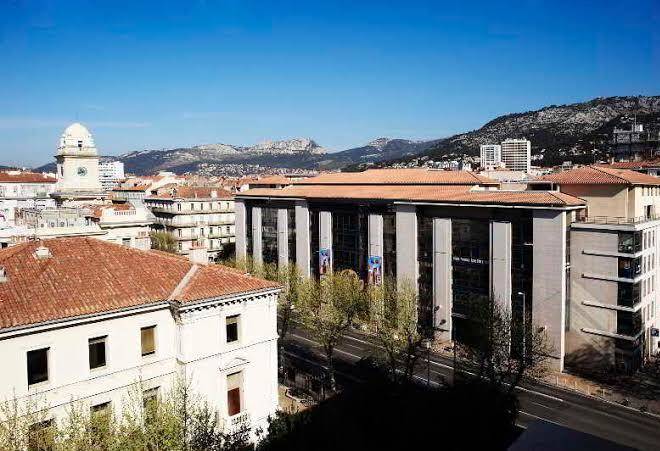 Hotel amiraute