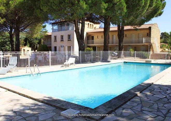 Hotel castel sainte anne du castellet
