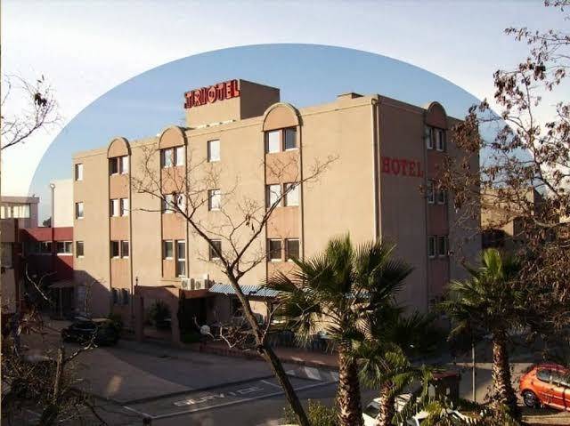 J p triotel