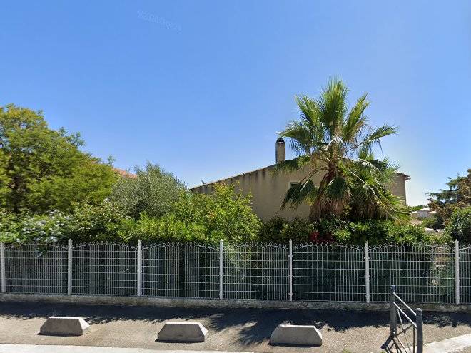 Les Dauphins Tamaris Image