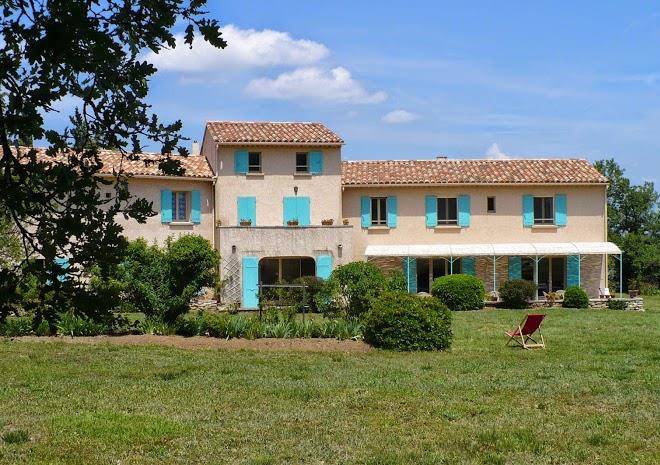 Cante Grillet Lacoste Image