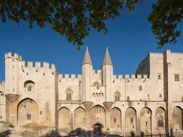 Hotel f1 avignon courtine gare tgv