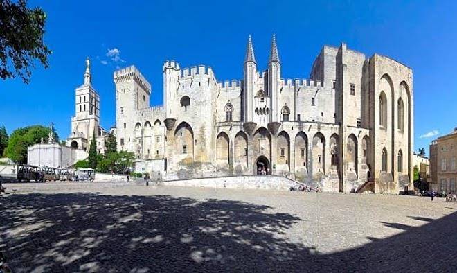 Hotel premiere classe avignon courtine gare tgv