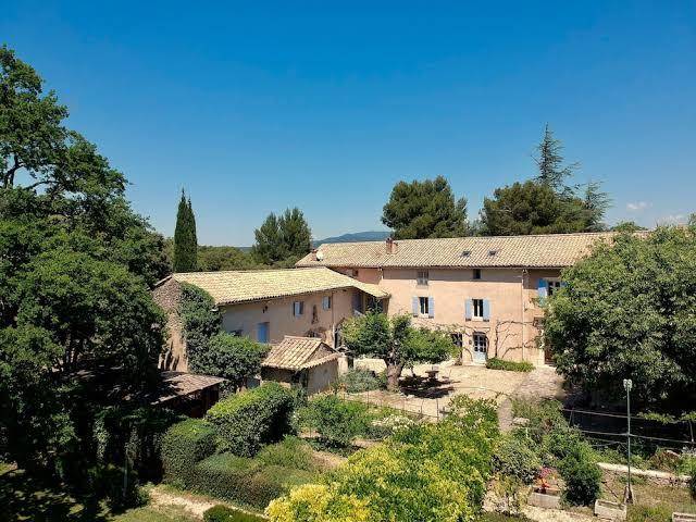 Hotel restaurant luberon la bastide du bois breant