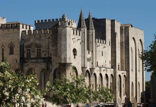 Residhotel grand avignon