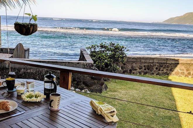Tahiti surf beach paradise