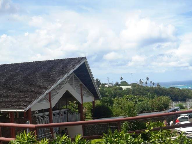 Tiki hotel
