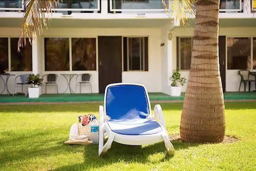 Bungalow beach hotel