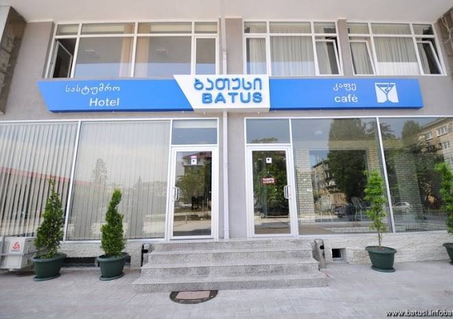 Hotel & cafe batus