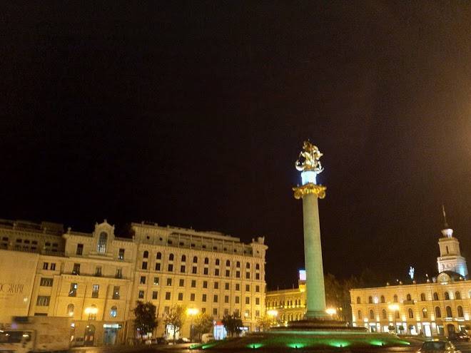All seasons hotel on freedom square