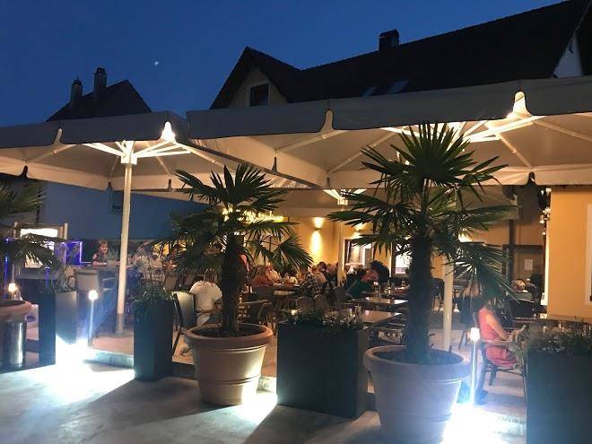 Hotel restaurant bohrturm
