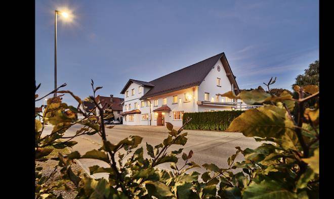Landgasthof lowen