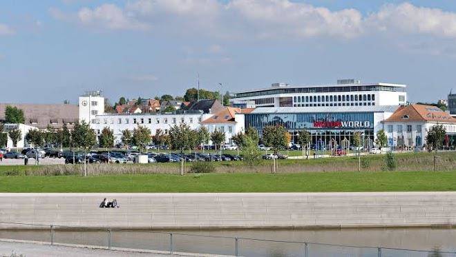 V8 hotel motorworld region stuttgart