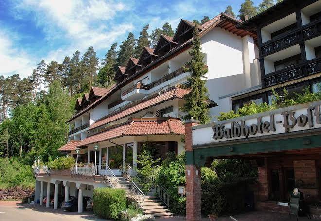 Waldhotel post
