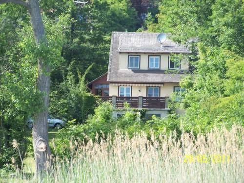 Haus am ufer