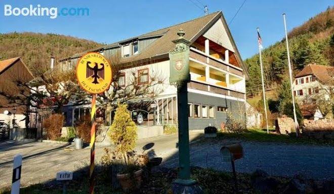 Hotel und restaurant tassone zum lowen