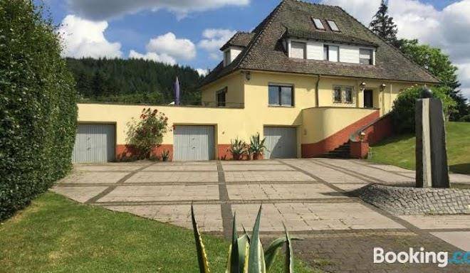 Hubertus Haus Pflingsteck Image