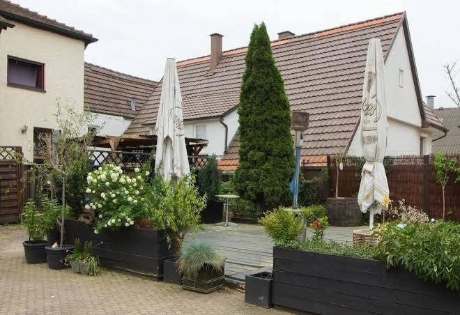 Landhotel wolfschlugen