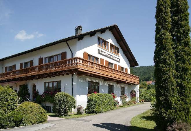Landhaus mast